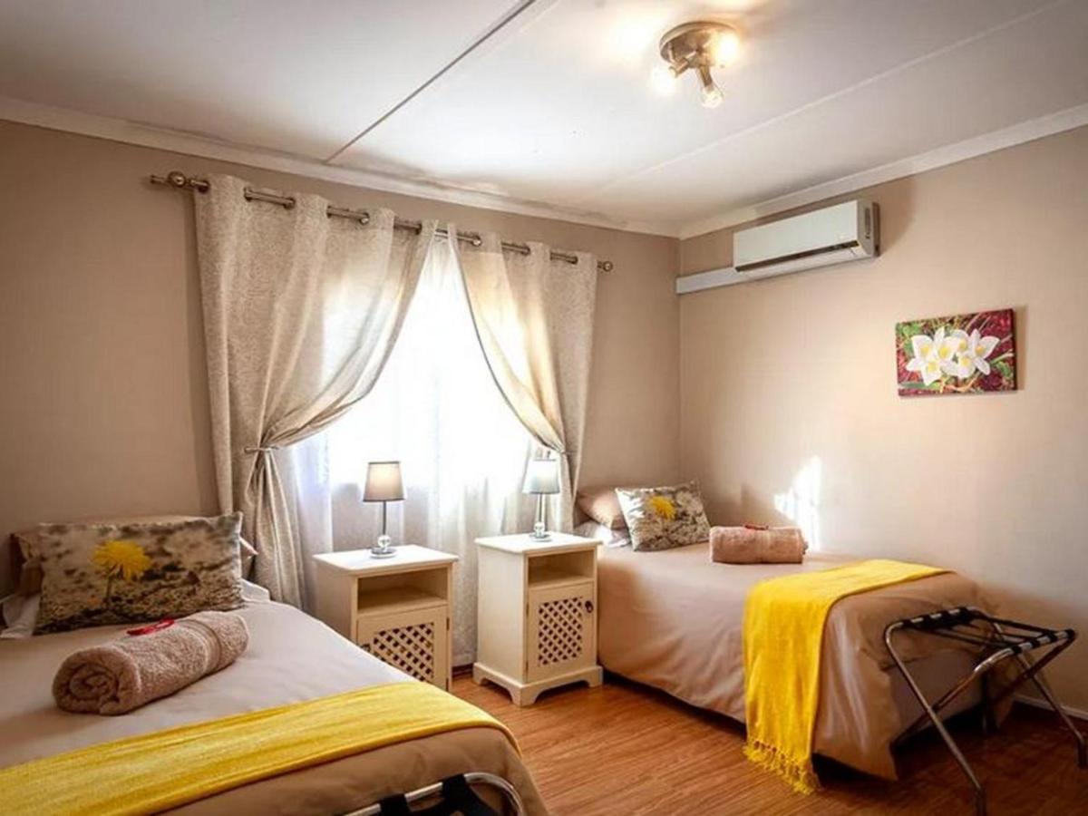 Kamieskroon Cosy Cottage Luaran gambar